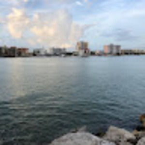 Meet your Posher, Dennis